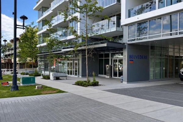 1702 9675 King George Boulevard, Surrey