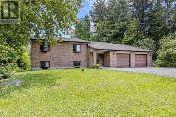 Kitchen - 1702 Century Road, Ottawa, ON K0A2E0 Photo 2