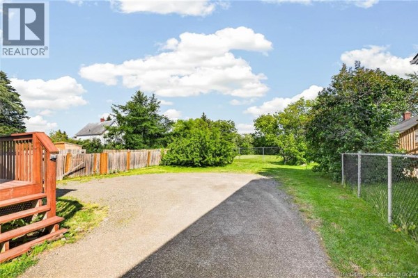 1702 Main Street, Moncton, NB E1E1G9 Photo 4