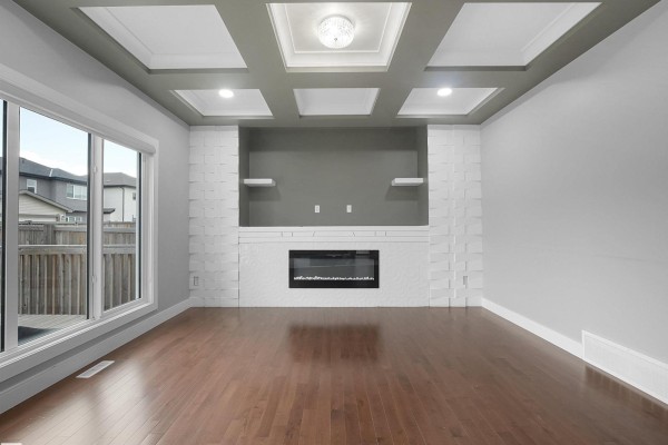 Family room - 17020 62 St Nw, Edmonton, AB T5Y3S4 Photo 4
