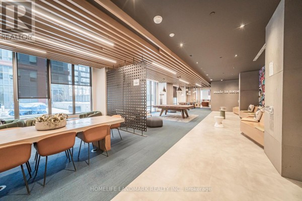 1703 - 108 Peter Street, Toronto, ON M5V0W2 Photo 5