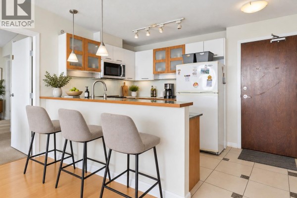 1703 7831 Westminster Highway, Richmond, BC V6X1A4 Photo 4