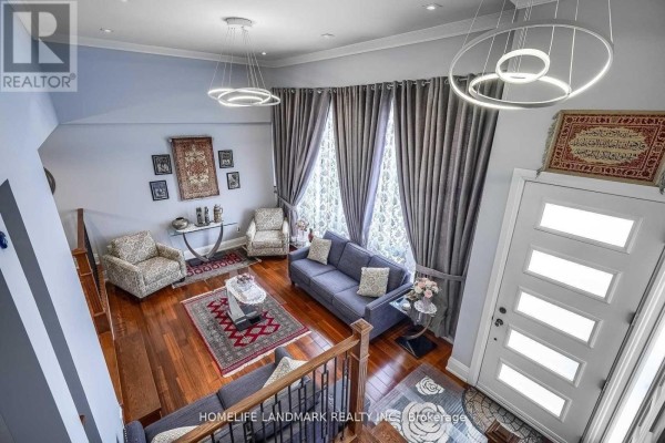 1703 Shadybrook Drive, Pickering, ON L1V3A3 Photo 3