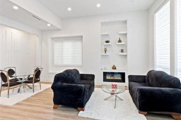 17030 79a Avenue, Surrey, BC V4N0C6 Photo 2