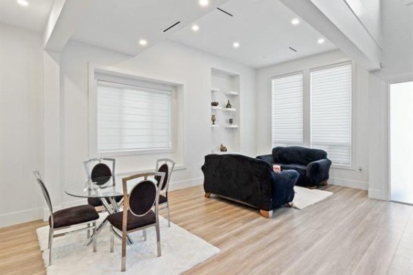 17030 79a Avenue, Surrey, BC V4N0C6 Photo 3