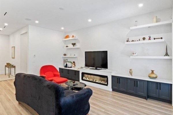 17030 79a Avenue, Surrey, BC V4N0C6 Photo 4