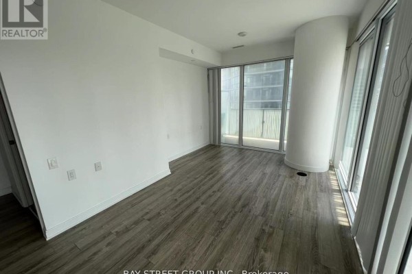 1704 - 42 Charles Street, Toronto, ON M4Y1T4 Photo 4
