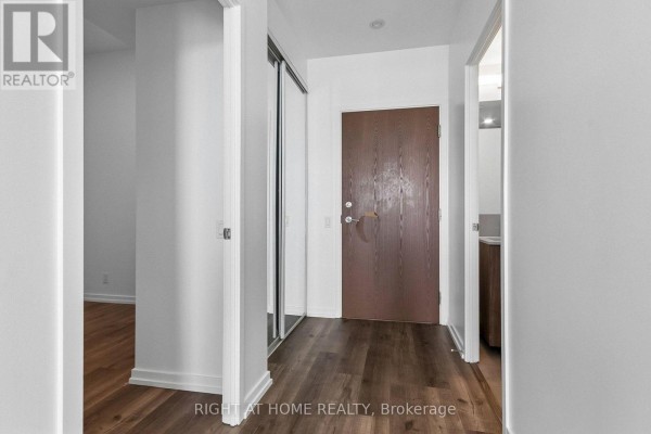 Dining room - 1705 - 7890 Jane Street, Vaughan, ON L4K0K9 Photo 2