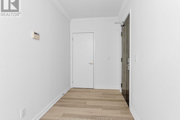 Den - 1705 - 840 Queens Plate Drive, Toronto, ON M9W0E7 Photo 5