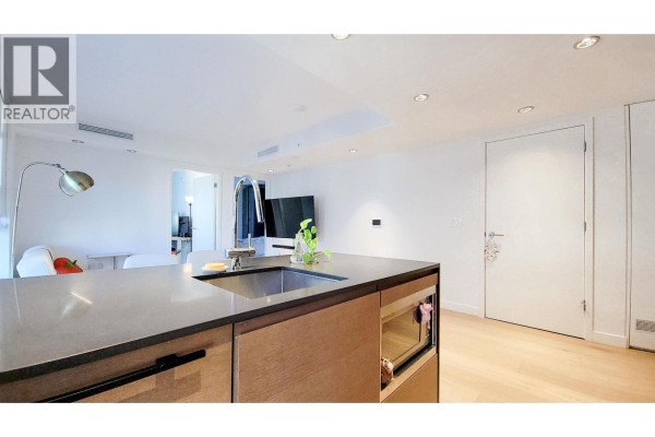 1705 1289 Hornby Street, Vancouver, BC V6Z0G7 Photo 3