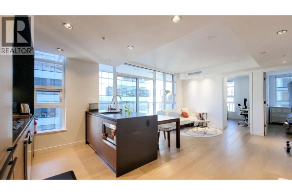 1705 1289 Hornby Street, Vancouver, BC V6Z0G7 Photo 5