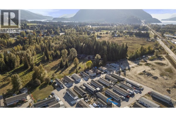 Primary Bedroom - 1705 Hillier Road Unit# 10, Sicamous, BC V0E2E4 Photo 5