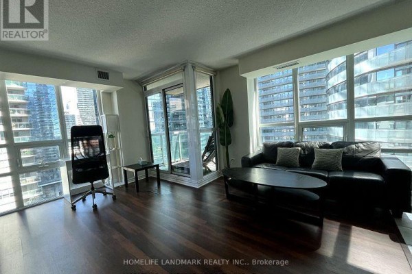 Eating area - 1706 - 19 Grand Trunk Crescent, Toronto, ON M5J3A3 Photo 4
