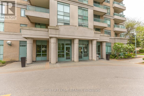 Kitchen - 1706 - 3 Pemberton Avenue, Toronto, ON M2M4M1 Photo 3