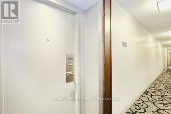 Dining room - 1706 - 330 Rathburn Road W, Mississauga, ON L5B3Y2 Photo 3