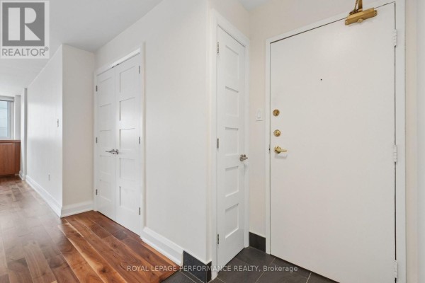 Bedroom - 1706 - 500 Laurier Avenue W, Ottawa, ON K1R5E1 Photo 5