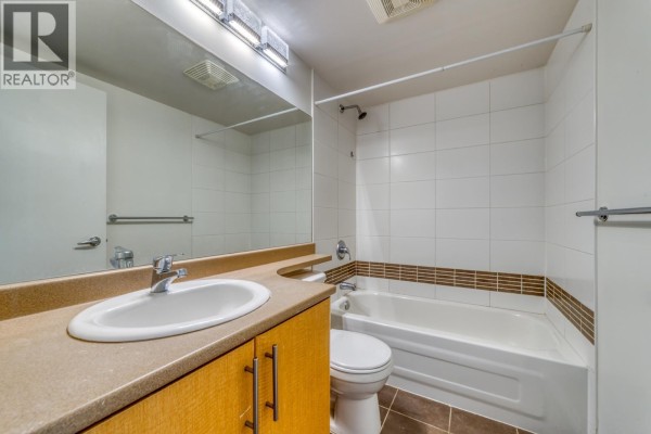 1706 1178 Heffley Crescent, Coquitlam, BC V3B0A7 Photo 2