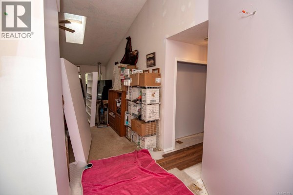 Ensuite - 1706 Mills Rd, North Saanich, BC V8L5S9 Photo 5