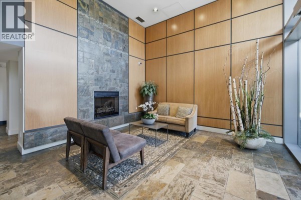1707 651 Nootka Way, Port Moody, BC V3H0A1 Photo 3