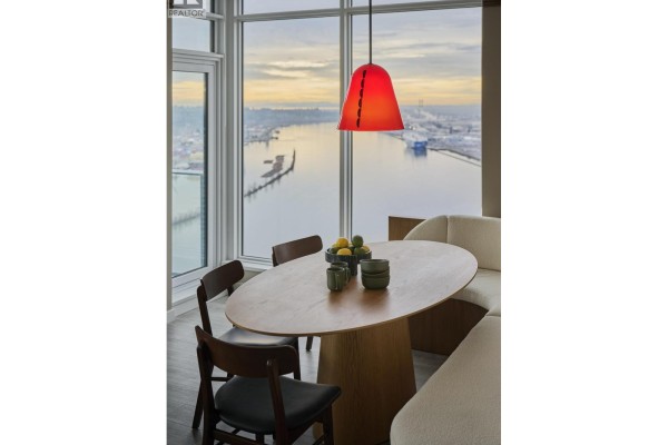 1707 660 Quayside Drive, New Westminster, BC V3M0P1 Photo 3