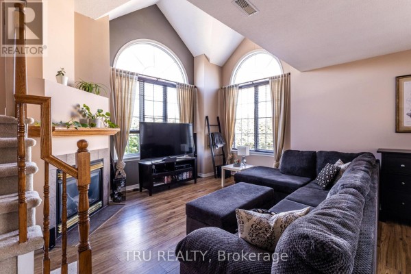 1707 Blohm Drive, Ottawa, ON K1G6N6 Photo 4