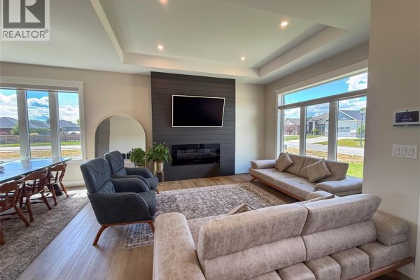 Family room - 1707 Mucci, Kingsville, ON N0P2G0 Photo 5