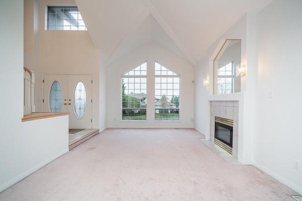 17072 103 Avenue, Surrey, BC V4N3K9 Photo 4