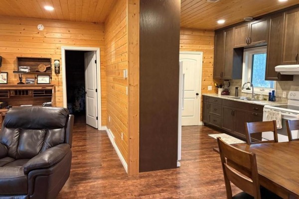Living room - 17075 45e Road, Zhoda, MB R0A2P0 Photo 4