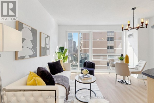 Bedroom 2 - 1708 - 1121 Bay Street, Toronto, ON M5S3L9 Photo 5