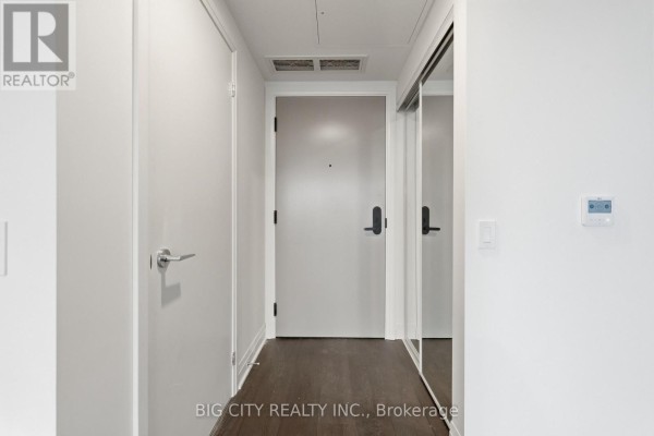 Dining room - 1708 - 25 Frederick Todd Way, Toronto, ON M4G0C9 Photo 2