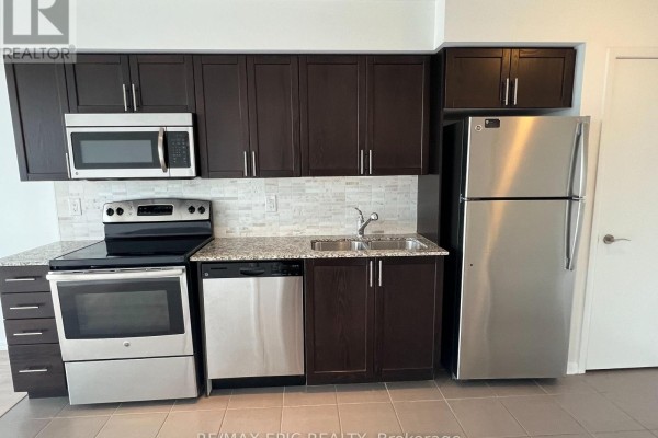 Kitchen - 1708 - 830 Lawrence Avenue W, Toronto, ON M6A1C3 Photo 3