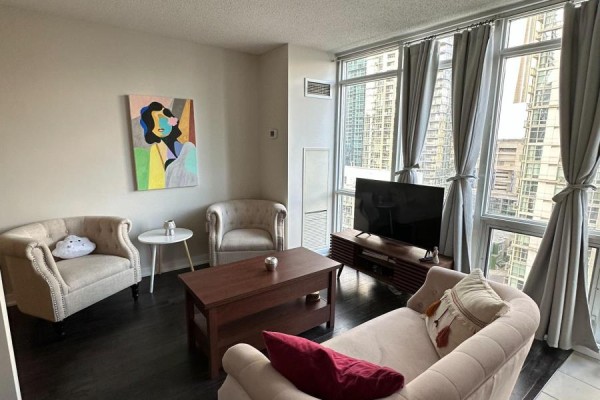 Dining room - 1709 - 11 Brunel Court, Toronto, ON M5V3Y3 Photo 2