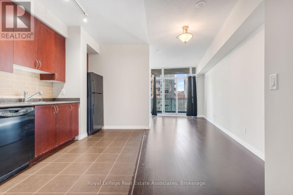 Bedroom - 1709 - 223 Webb Drive, Mississauga, ON L5B0E8 Photo 4