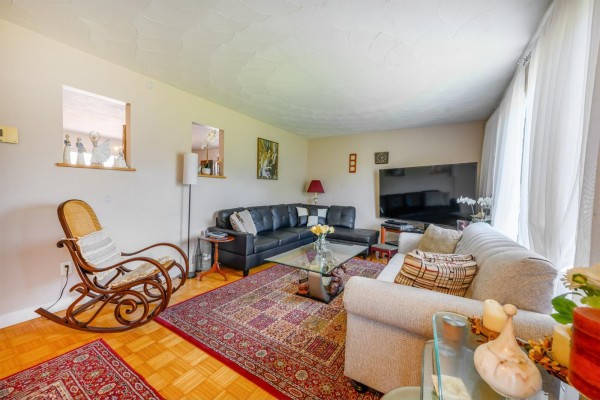 Living room - 171 Ch. De Chambord, Gatineau, QC J8R3H1 Photo 3