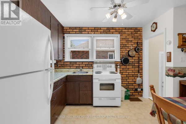 Dining room - 171 Codrington Street, Barrie, ON L4M1R9 Photo 4