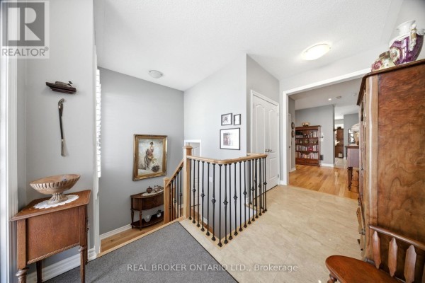 171 Gold Park Gate, Essa, ON, photo 3