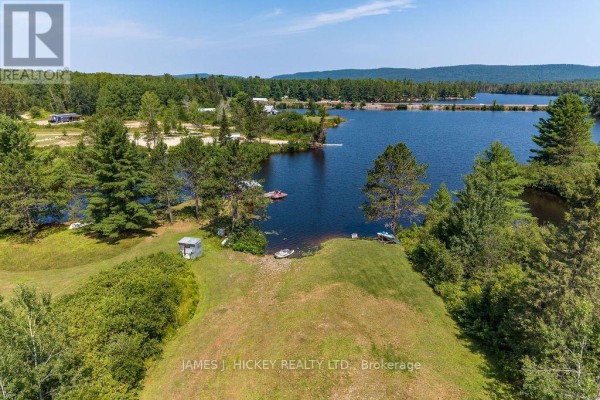 171 Mackey Creek Road, Head, Clara And Maria, ON K0J2B0 Photo 4