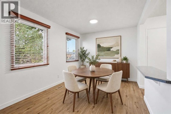 4pc Bathroom - 171 Pensville Road Se, Calgary, AB T2A4S6 Photo 4