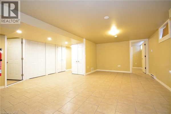 Kitchen - 171 Rykert Street Unit# 2, St  Catharines, ON L2S2B5 Photo 5