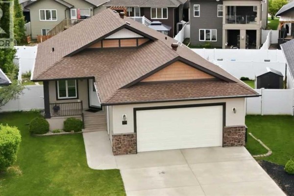 171 Voisin Close, Red Deer, AB, photo 2