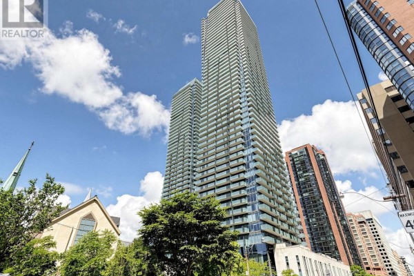1710 - 1080 Bay Street, Toronto, ON, photo 2