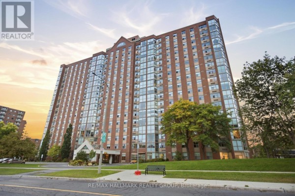 1710 - 2760 Carousel Crescent, Ottawa, ON K1T2N4 Photo 2