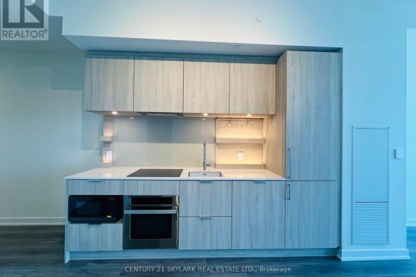 Kitchen - 1710 - 28 Ann Street, Mississauga, ON L5G0E1 Photo 2