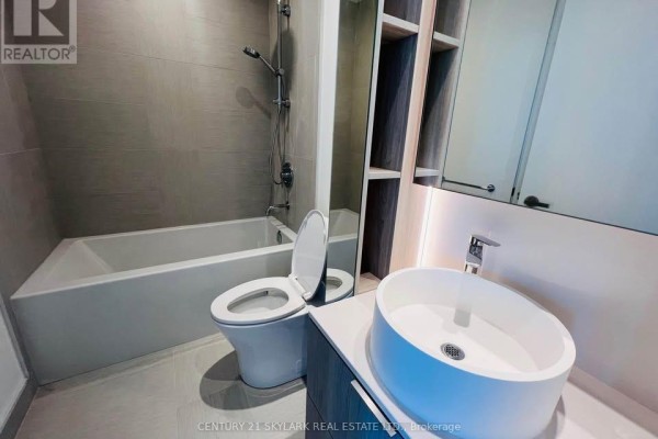 1710 - 28 Ann Street, Mississauga, ON L5G0E1 Photo 4