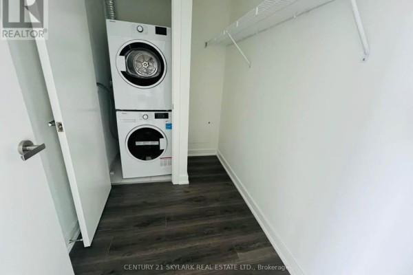 1710 - 28 Ann Street, Mississauga, ON L5G0E1 Photo 5