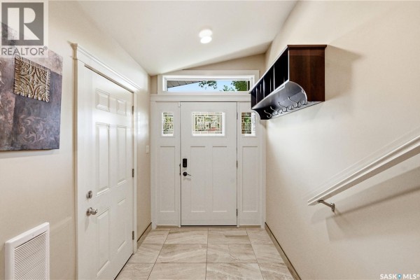 2pc Bathroom - 1710 Cameron Avenue, Saskatoon, SK S7H3N3 Photo 4
