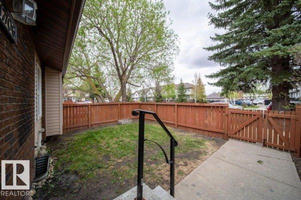 Primary Bedroom - 17106 108 Street Nw Nw, Edmonton, AB T5X3C6 Photo 4