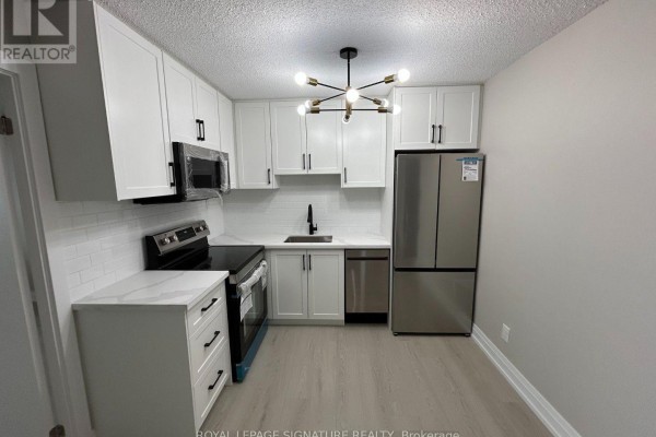 Kitchen - 1711 - 100 Wingarden Court, Toronto, ON M1B2P4 Photo 3