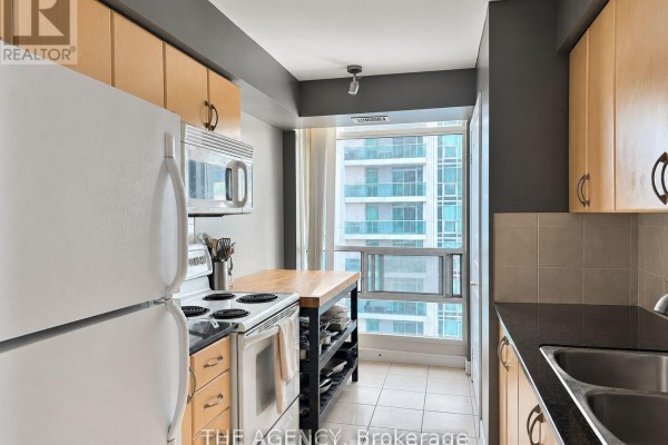 Apartment for rent at 1711 - 35 Bales Avenue, Toronto, ON - MLS® DWihDn