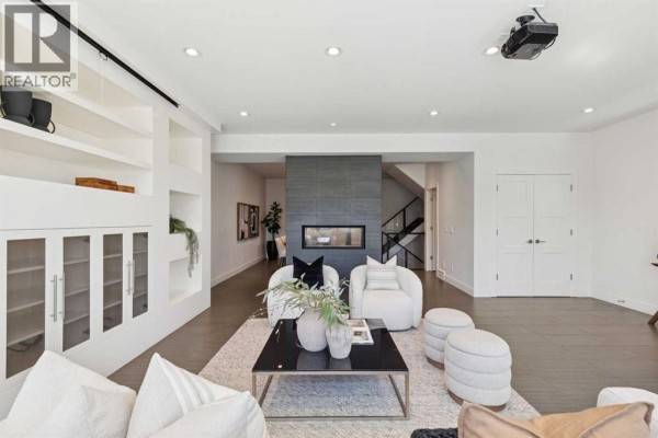 Living room - 1711 27 Street Sw, Calgary, AB T3C1L6 Photo 4